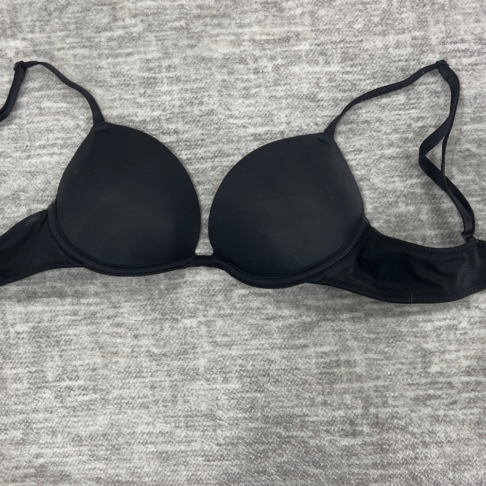 PINK Victoria's Secret Black Underwire Bra